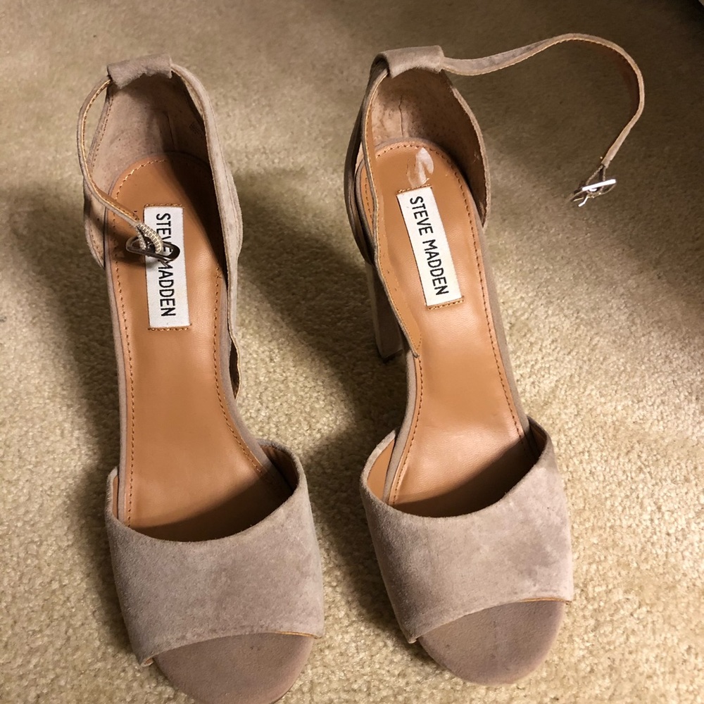 Criistil Steve Madden Heels